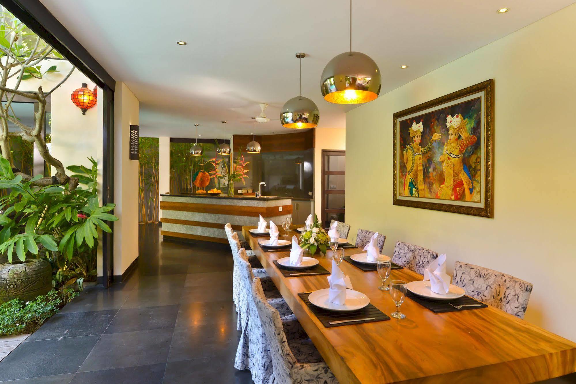 Elok Villas Seminyak Buitenkant foto