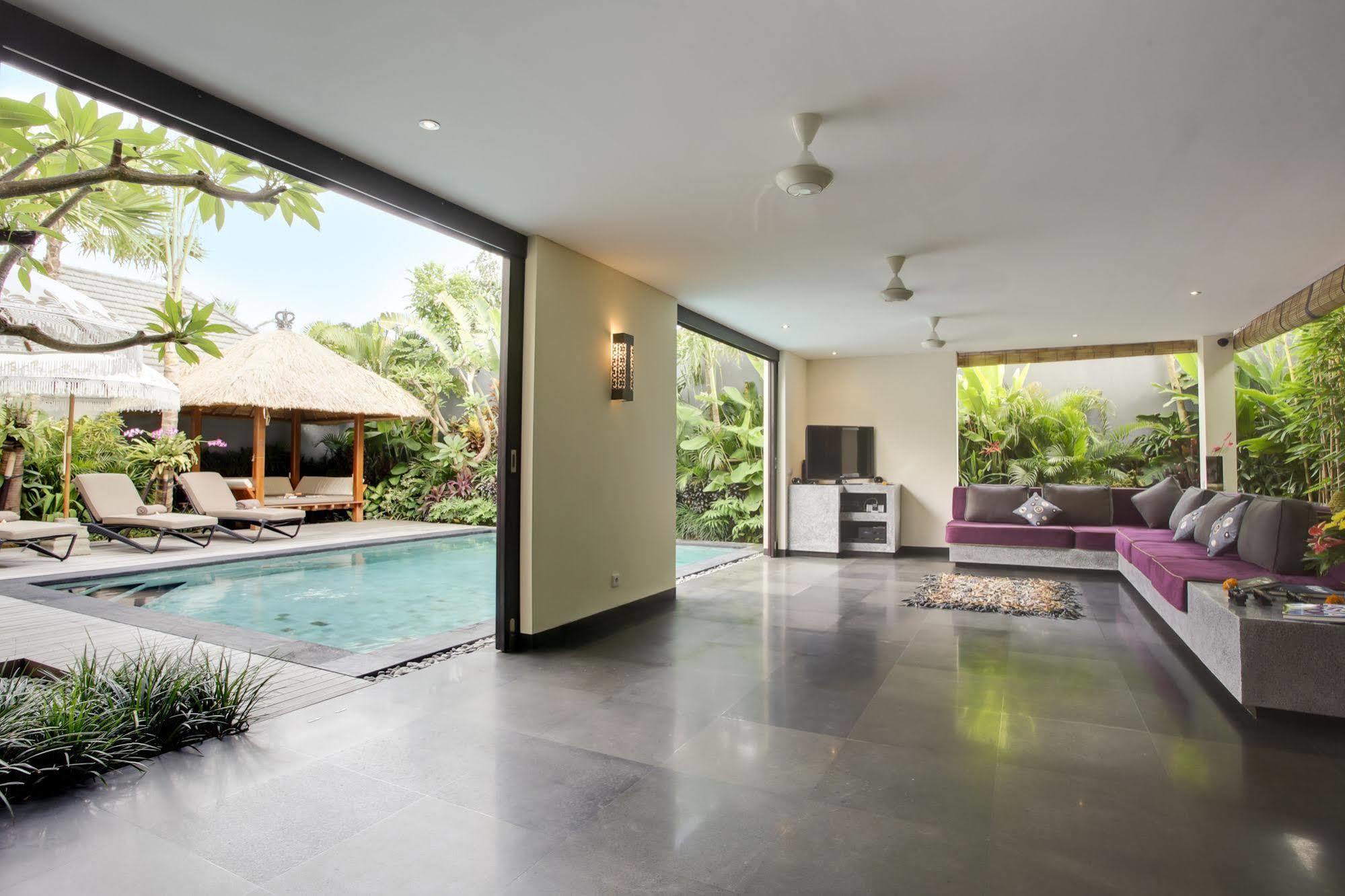 Elok Villas Seminyak Buitenkant foto