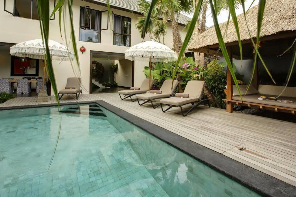 Elok Villas Seminyak Buitenkant foto