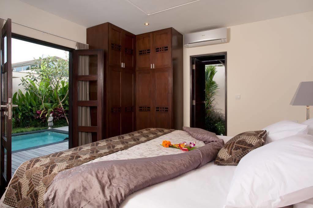 Elok Villas Seminyak Buitenkant foto